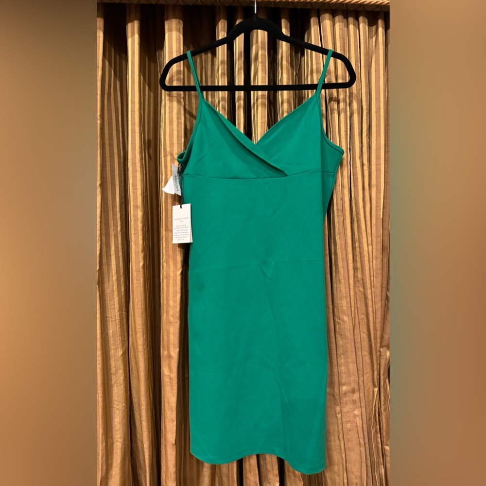 Green dress size large!!!!